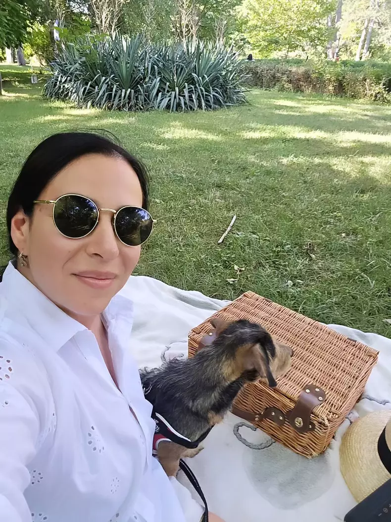oana roman picnic (3)