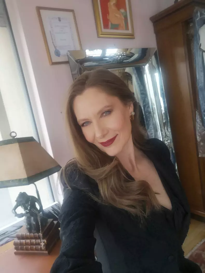 romanita iovan 56 de ani 3
