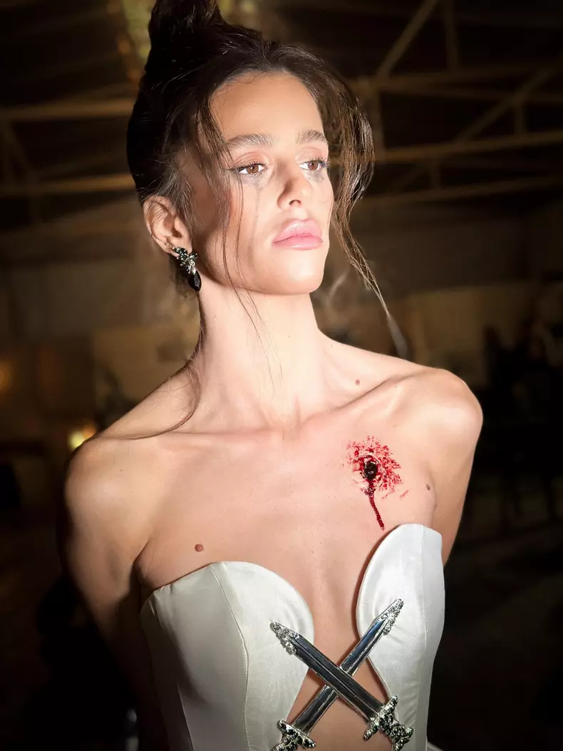 d733d647-50cb-4690-b7f2-e62945c8e654