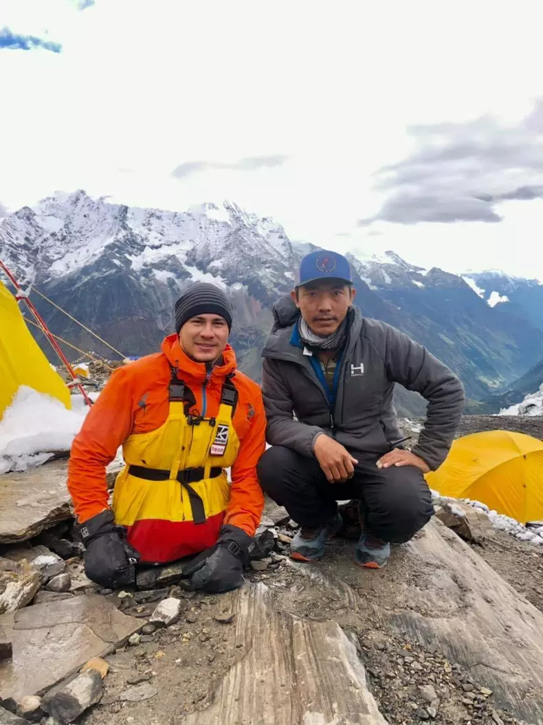 244041388102280824840277756433855910524573498n-1