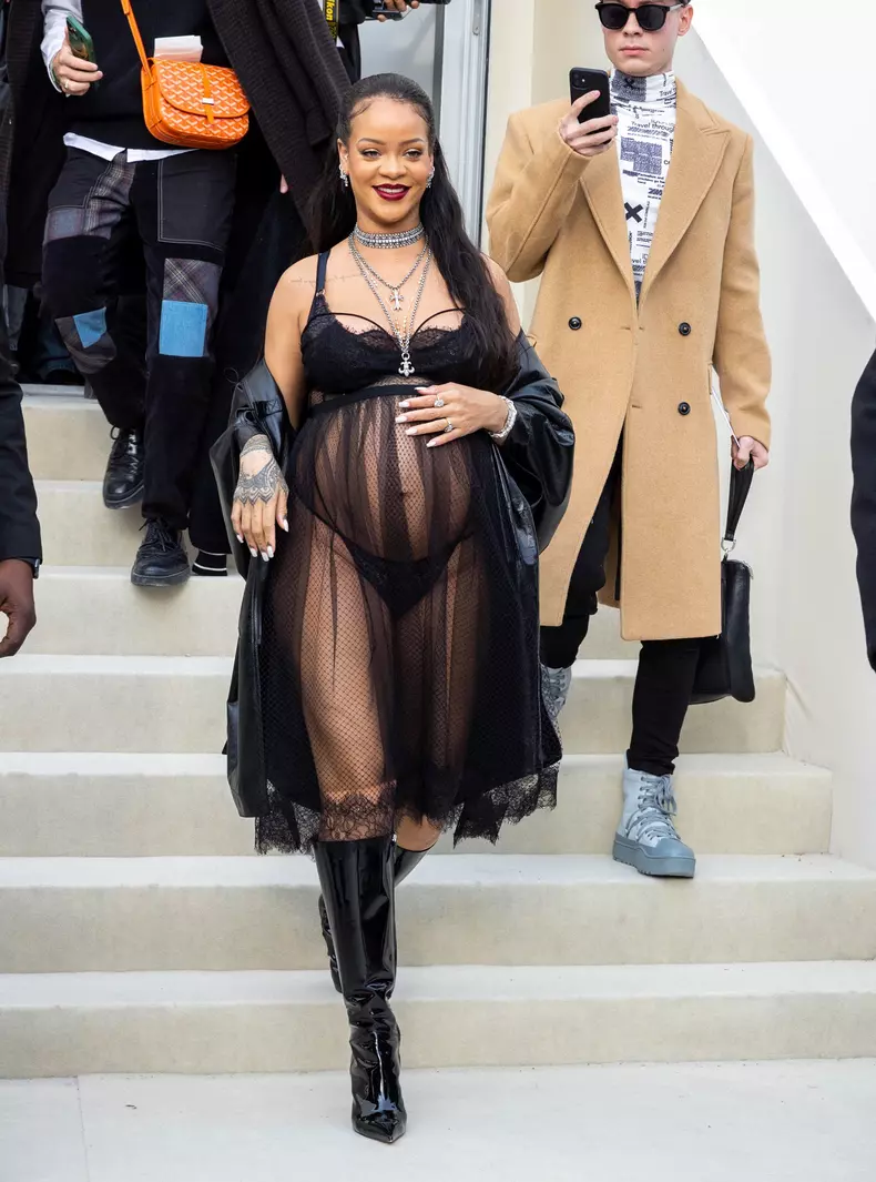 Rihanna à la sortie du défilé de mode automne-hiver 2022/2023 "Christian Dior" lors de la fashion week de Paris