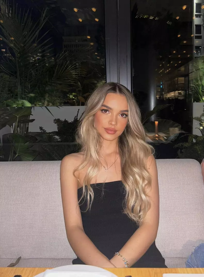 fiica-lui-leonard-doroftei-20-de-ani-1