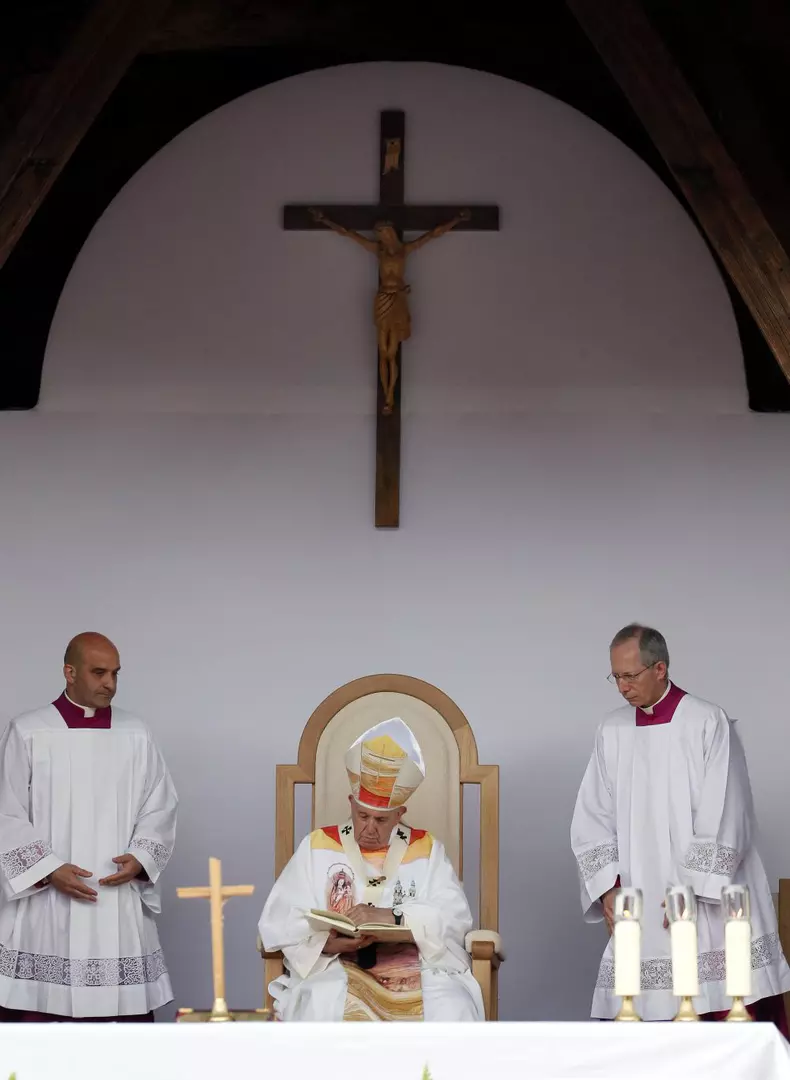 Pope Francis visit to Marian shrine at Sumuleu Ciuc