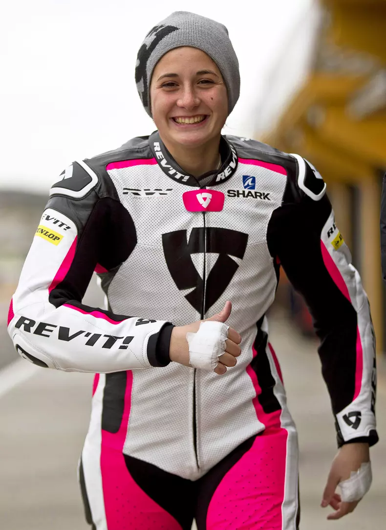 Motorcycling training in Cheste