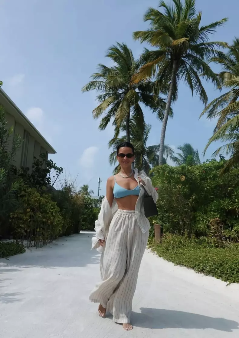 inna in costum de baie 5