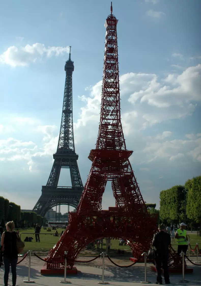 Eiffel_hepta_3.jpg