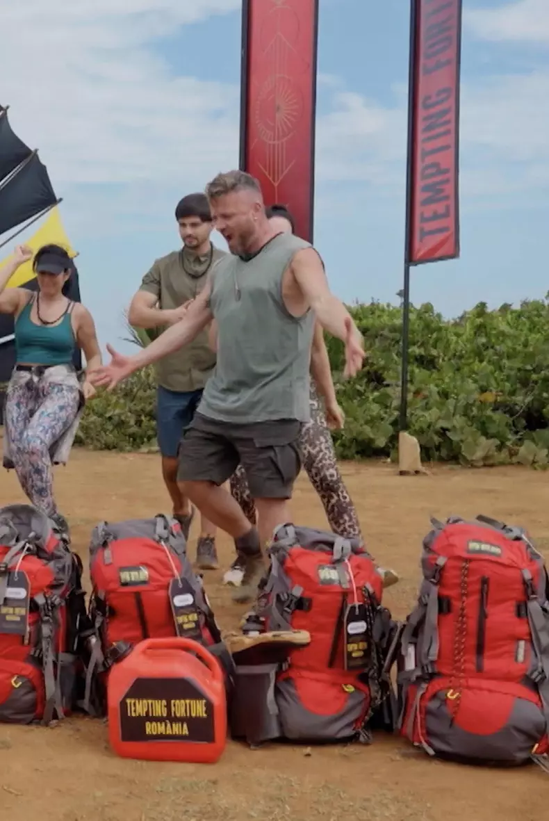 Tavi Clonda la Kanal D