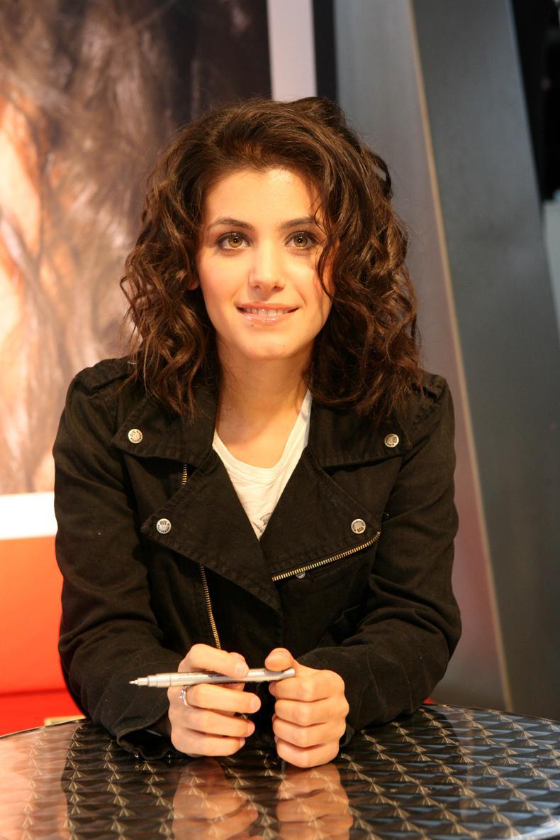 katie-melua-front_01.JPG