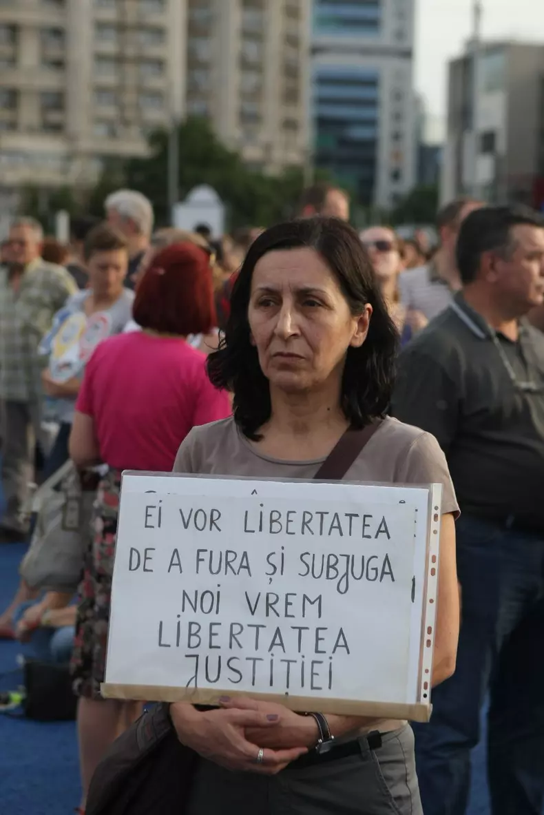 protest rezist 10 iunie adi manolache (4)