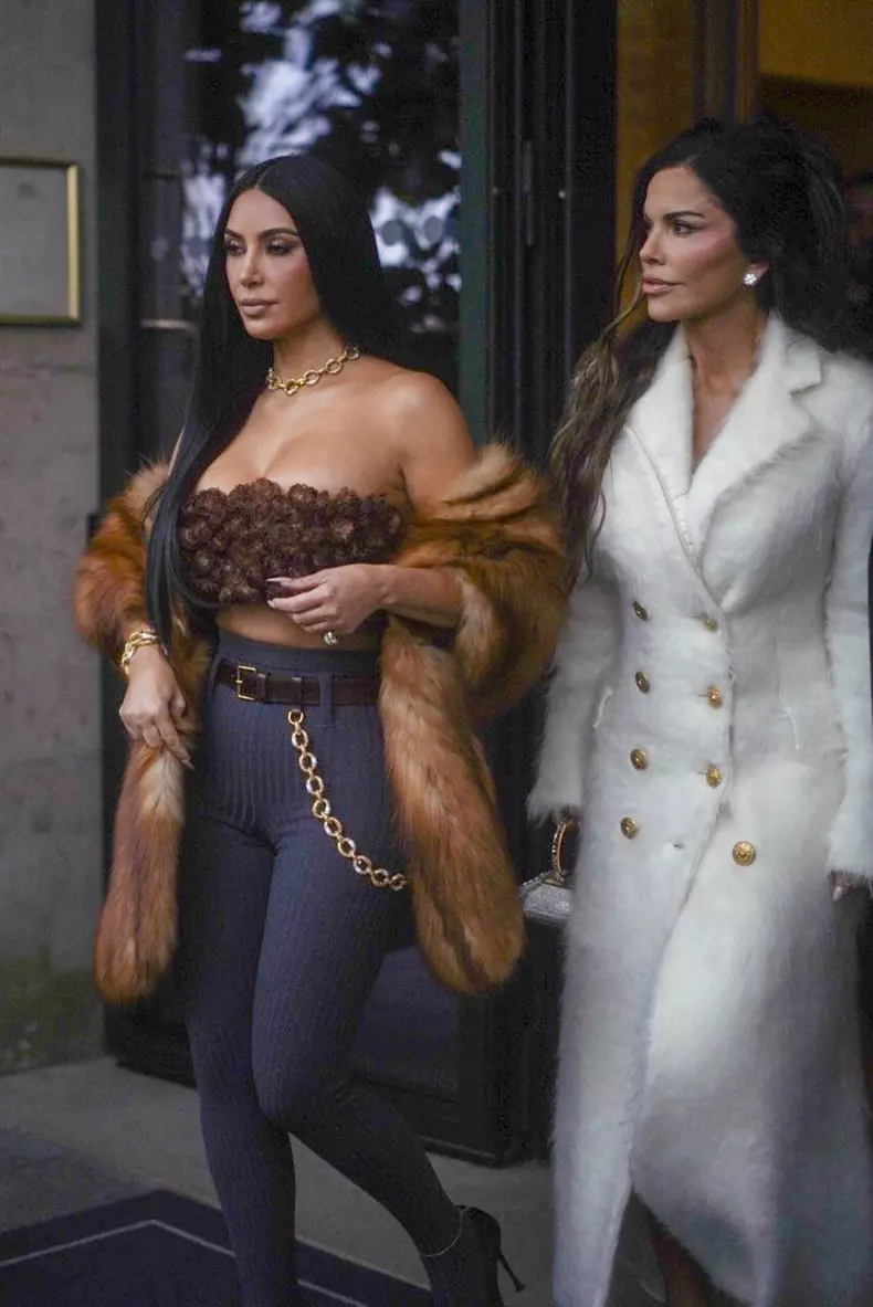 Kim Kardashian and Lauren Sanchez spend time together in Paris