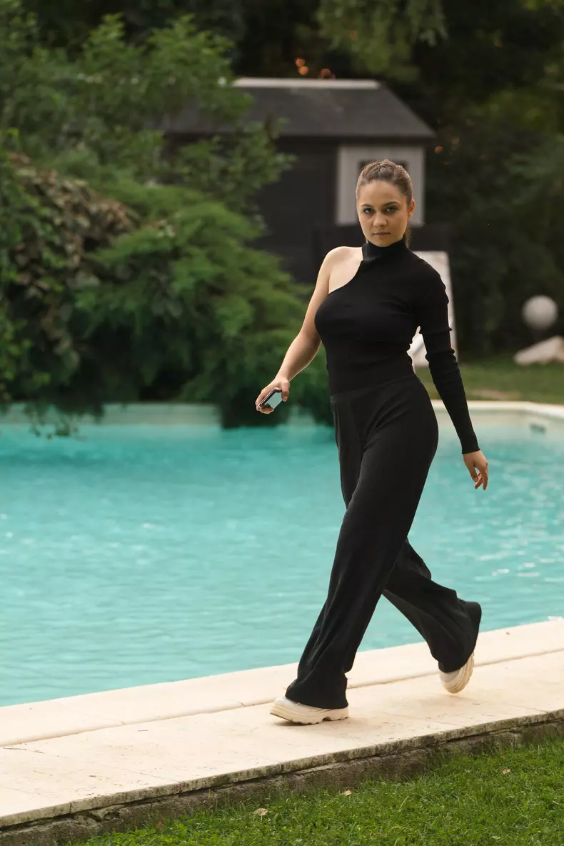 antonia-scutaru-serialul-groapa-5