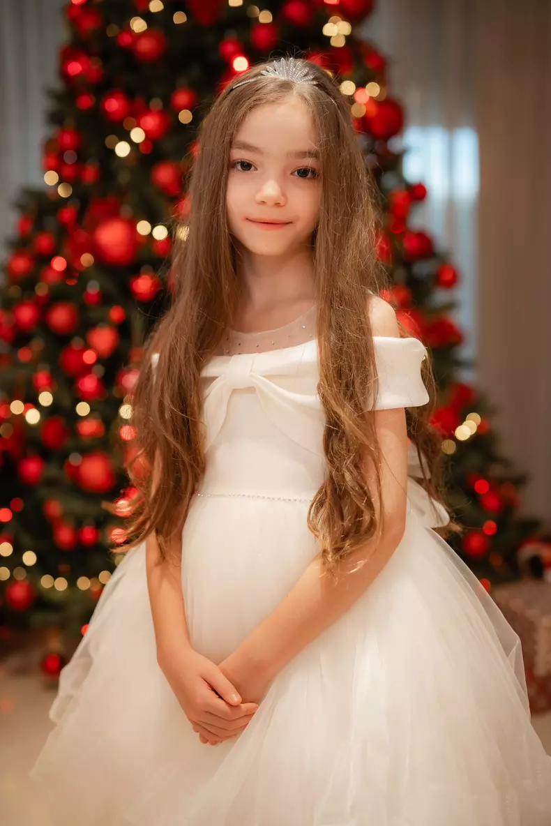 Fetita Cristi Borcea