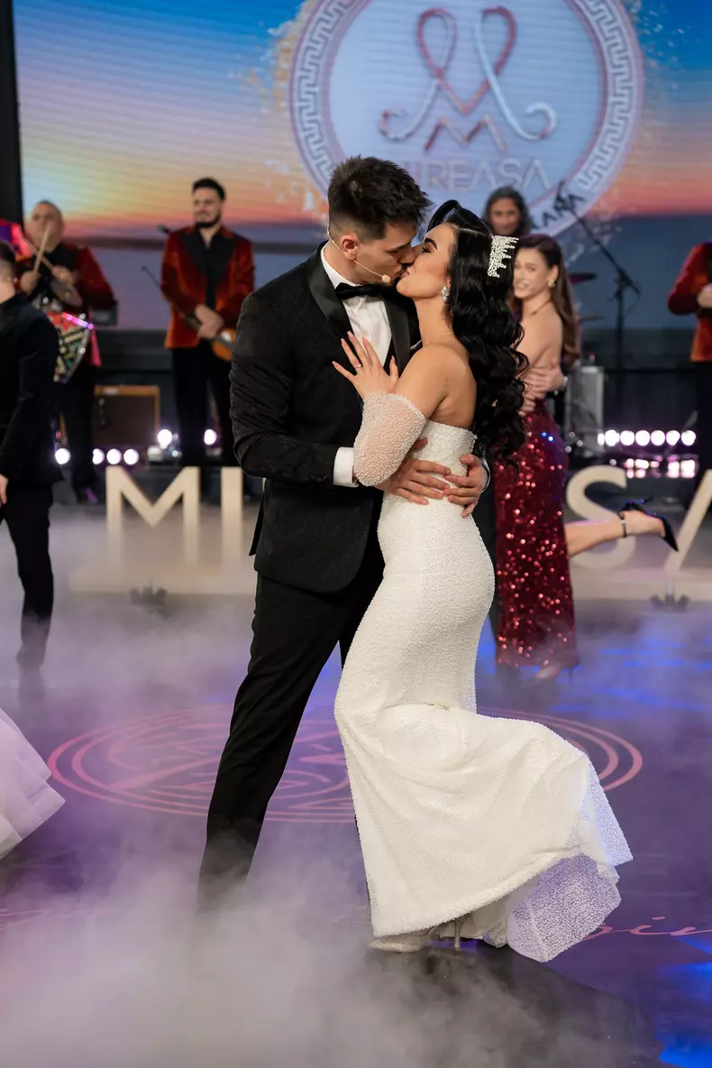 Lavinia și Adin Grădinaru - Ilieș 1