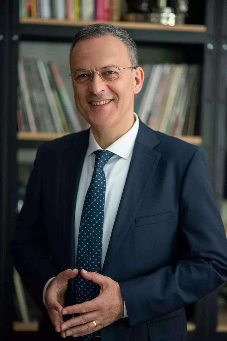 razvan dumitrescu (3)
