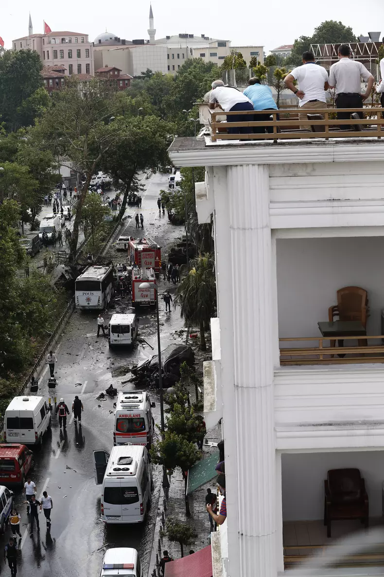 Atac cu bombă în Istanbul, Turcia - Foto: EPA