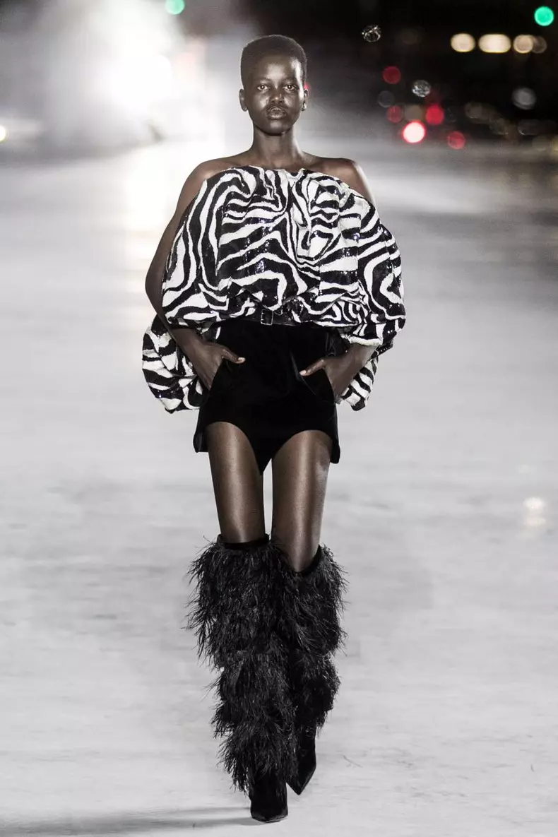 Saint Laurent - Runway - Paris Fashion Week Ready to Wear S/S 2018
