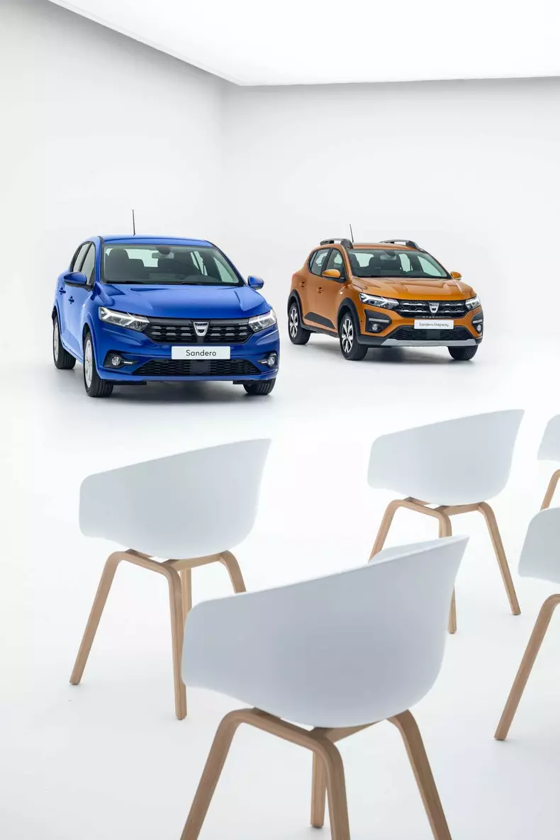 Dacia-Sandero-Sandero-Stepway-2