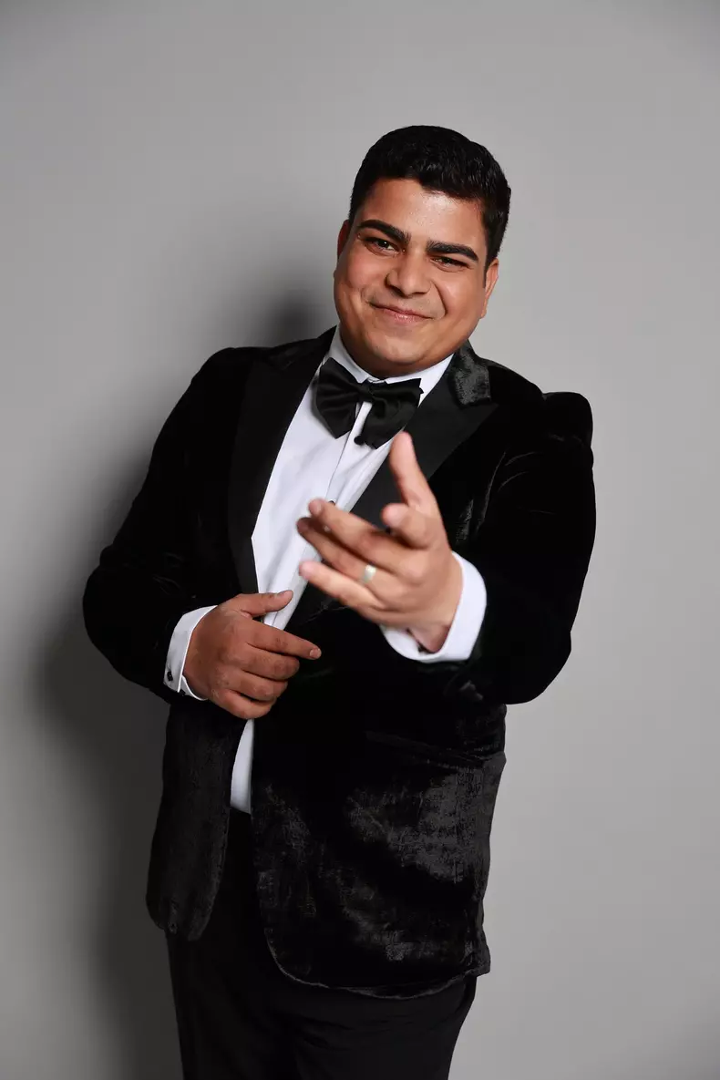 elvis-constantin-asan-1