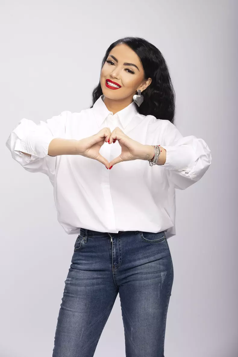 andreea-manteacasaiubiriisezon-2-1