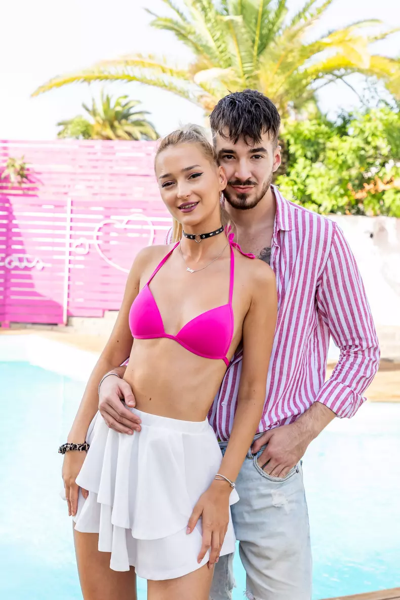 Josefinka si Vlad - Love Island Romania