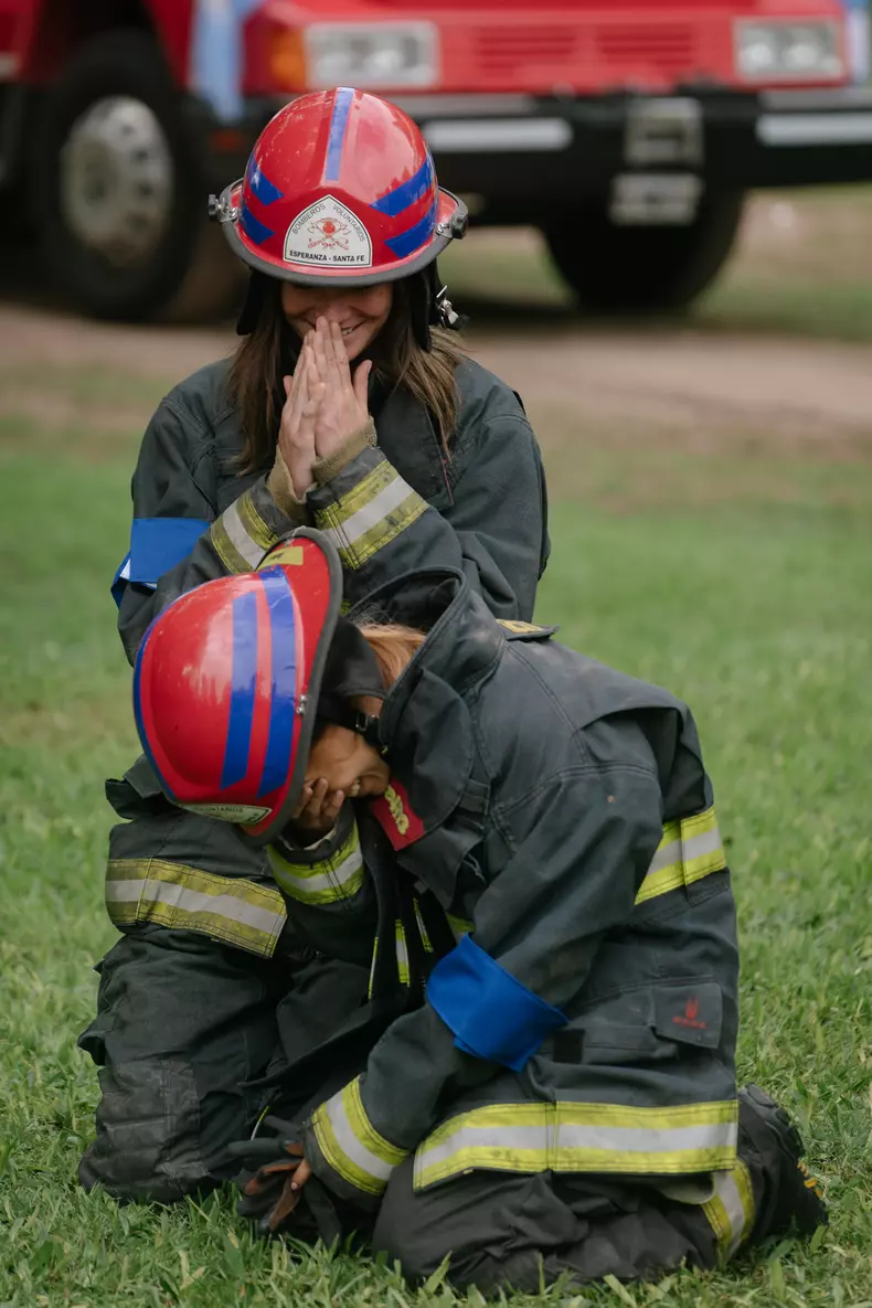 Laura si Sanziana au castigat jocul