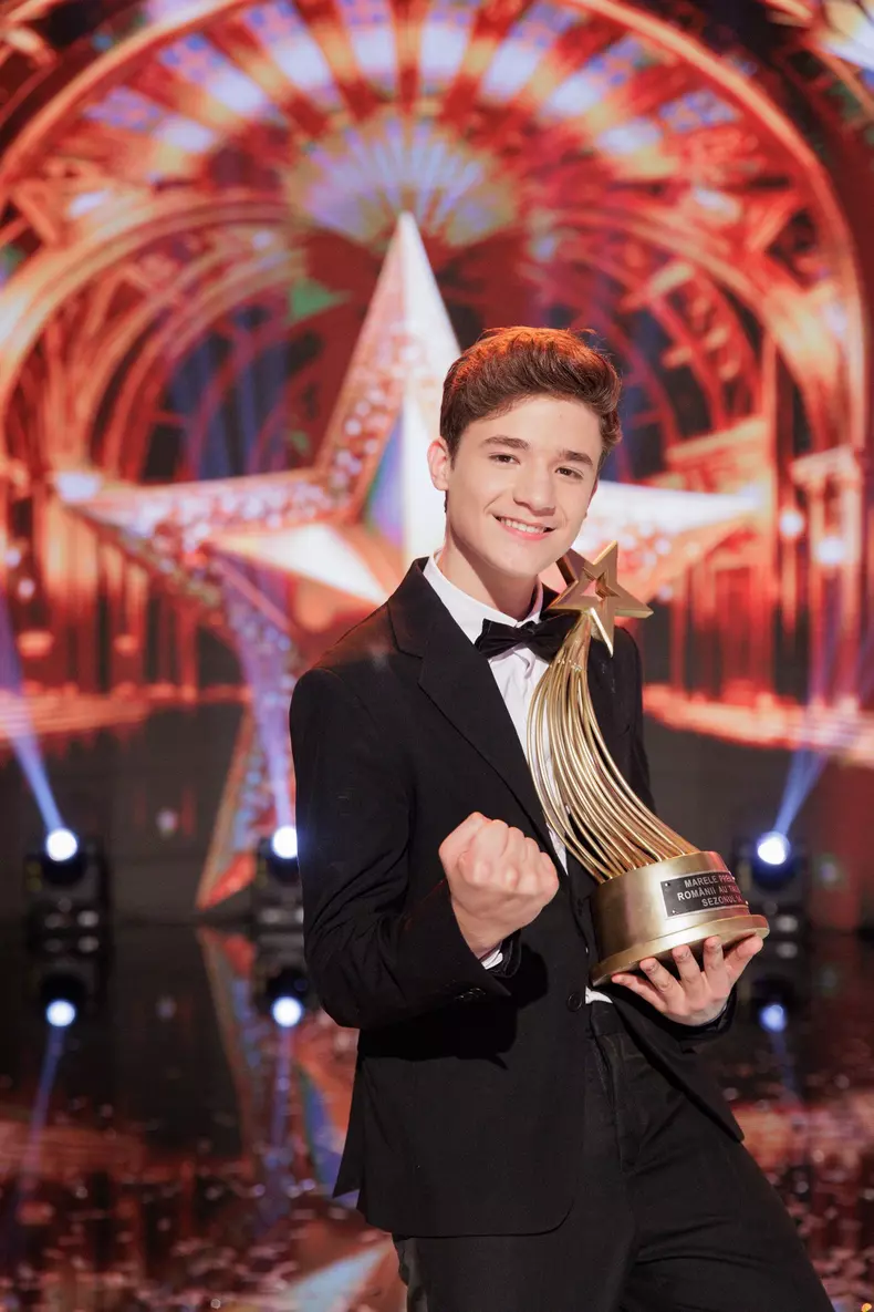 Cristian Ciaușu - câștigător Românii au talent