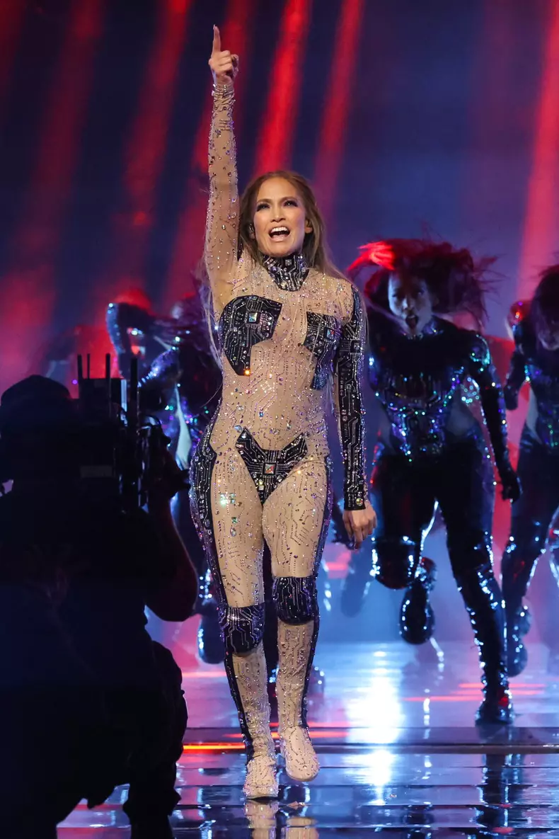Jennifer Lopez la American Music Awards 2025