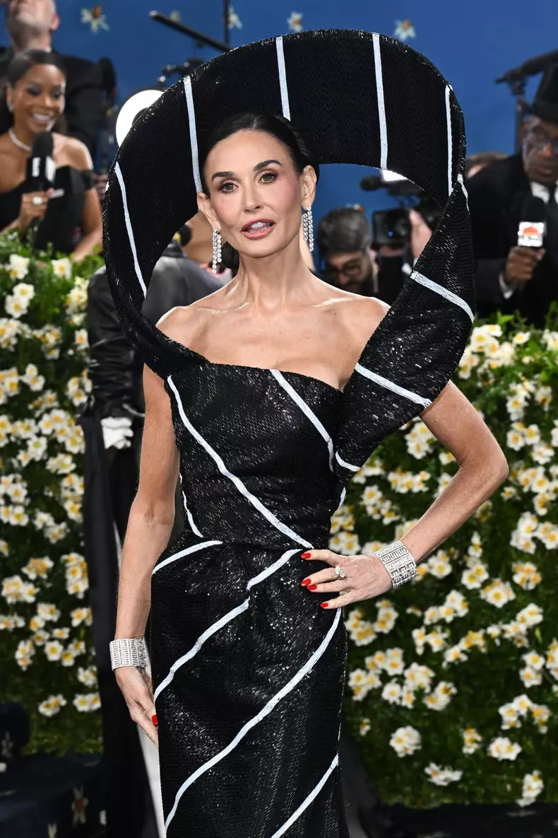 MET Gala 2025: 'Superfine: Tailoring Black Style' RED CARPET