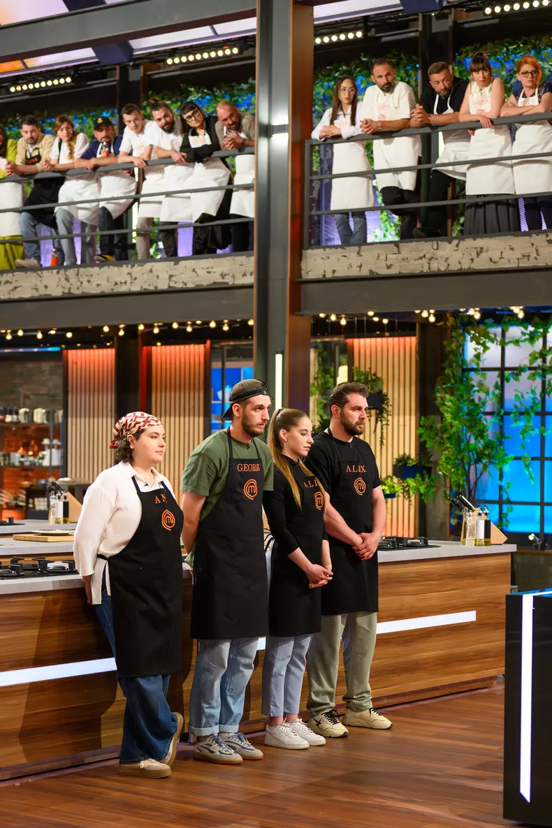 Ana Dragos, George Apetrei, Alisa Carstea, Alex Schmutzer - MasterChef Romania