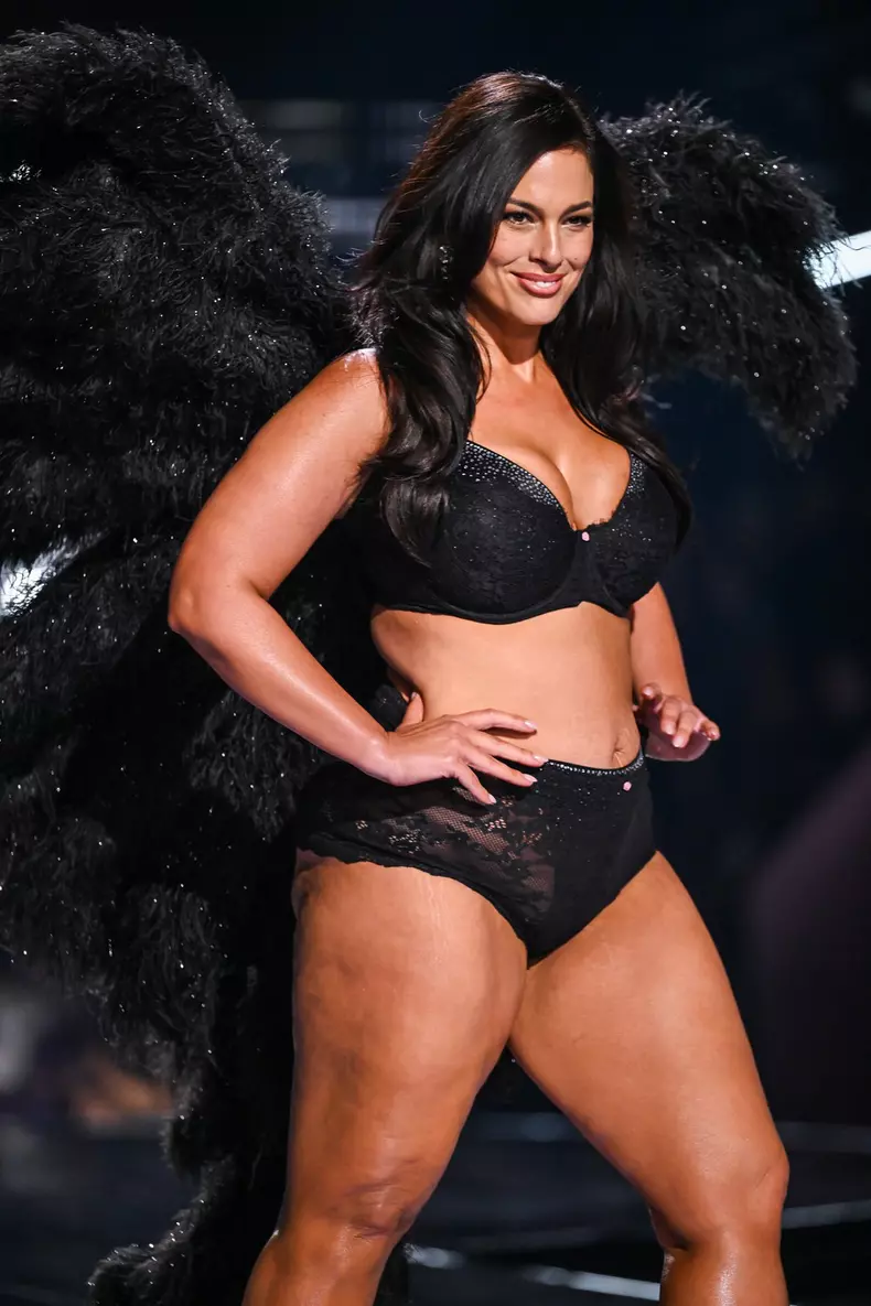 Ashley Graham - 2025 Victoria's Secret Fashion Show - Show