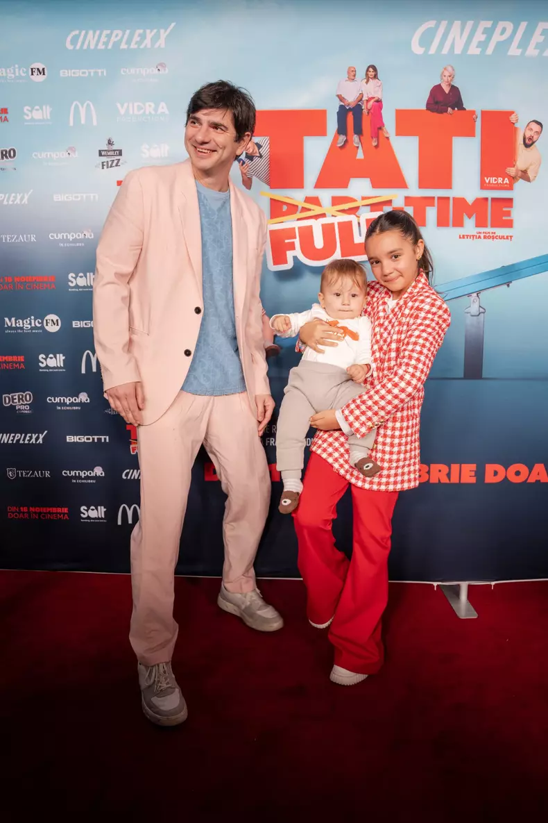 premieră Tati full time (1)