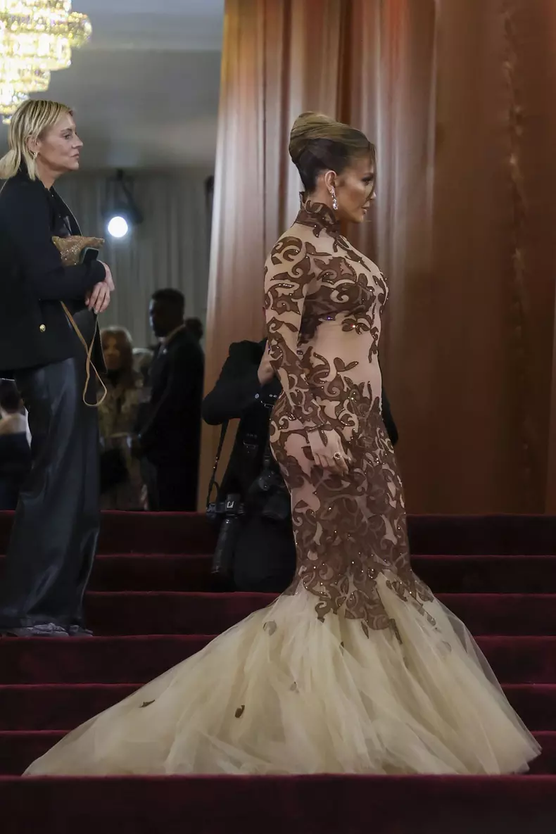 Jennifer Lopez la Globurile de Aur 2026