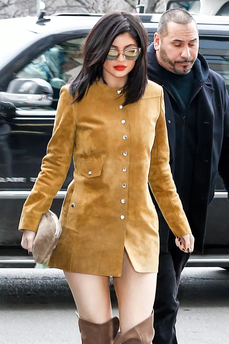 Kylie Jenner heads to lunch with one of her bff's