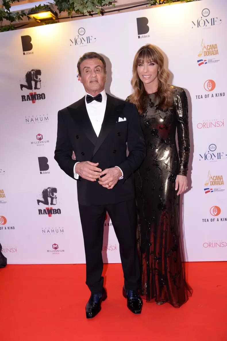 Sylvester Stallone en famille lors du dîner en son honneur à la plage La Môme lors du 72ème Festival International du Film de Cannes