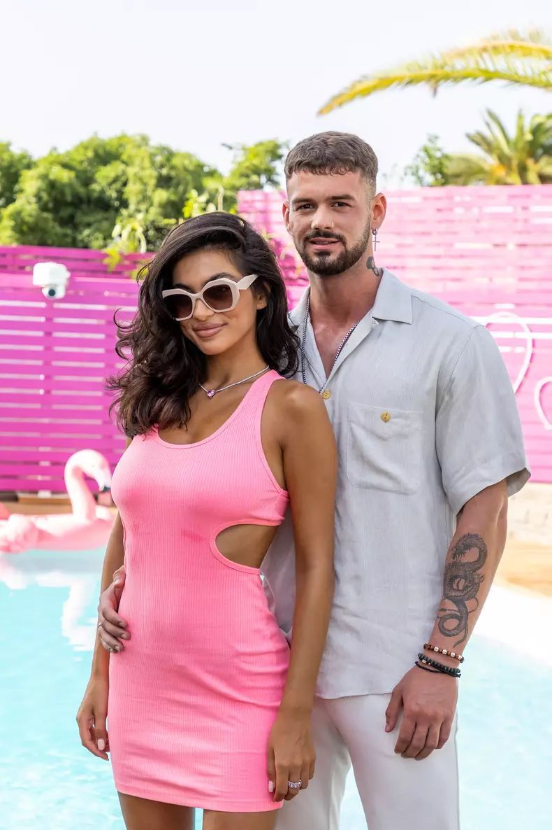 Nargi si Kiprianos - Love Island Romania