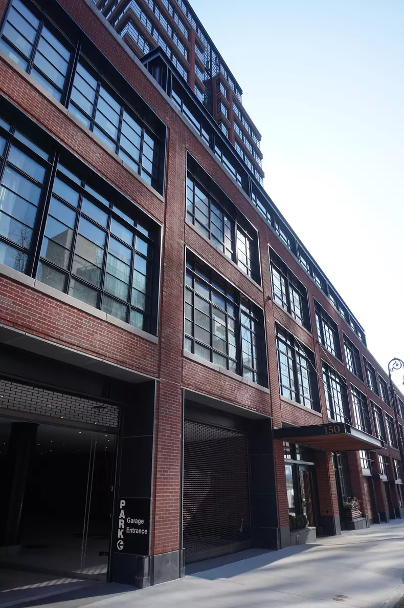 EXCLUSIVE: Jon Bon Jovi sells his Manhattan duplex for $15.95 Million in NYC