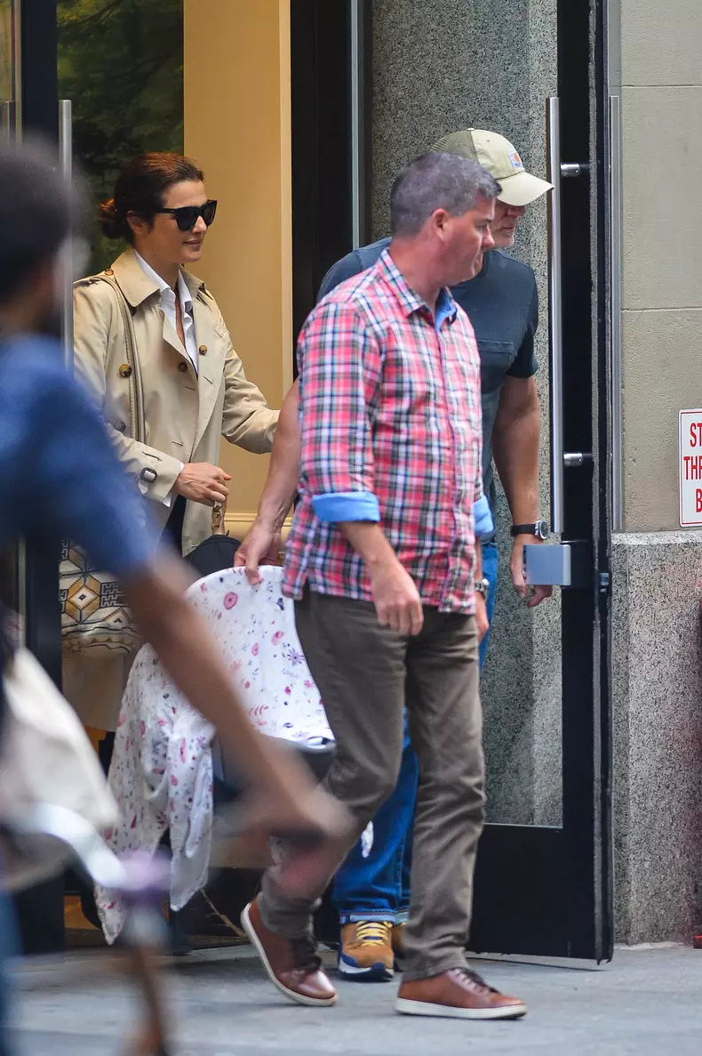 FIRST PICS! Rachel Weisz and Daniel Craig are Spotted in New York City for the First Time Since the Rumoured Birth of their First Child.