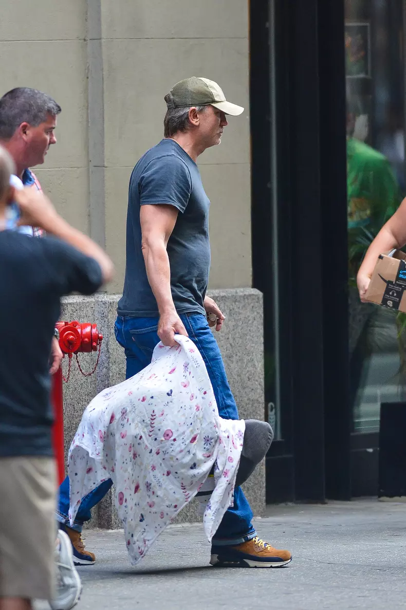FIRST PICS! Rachel Weisz and Daniel Craig are Spotted in New York City for the First Time Since the Rumoured Birth of their First Child.