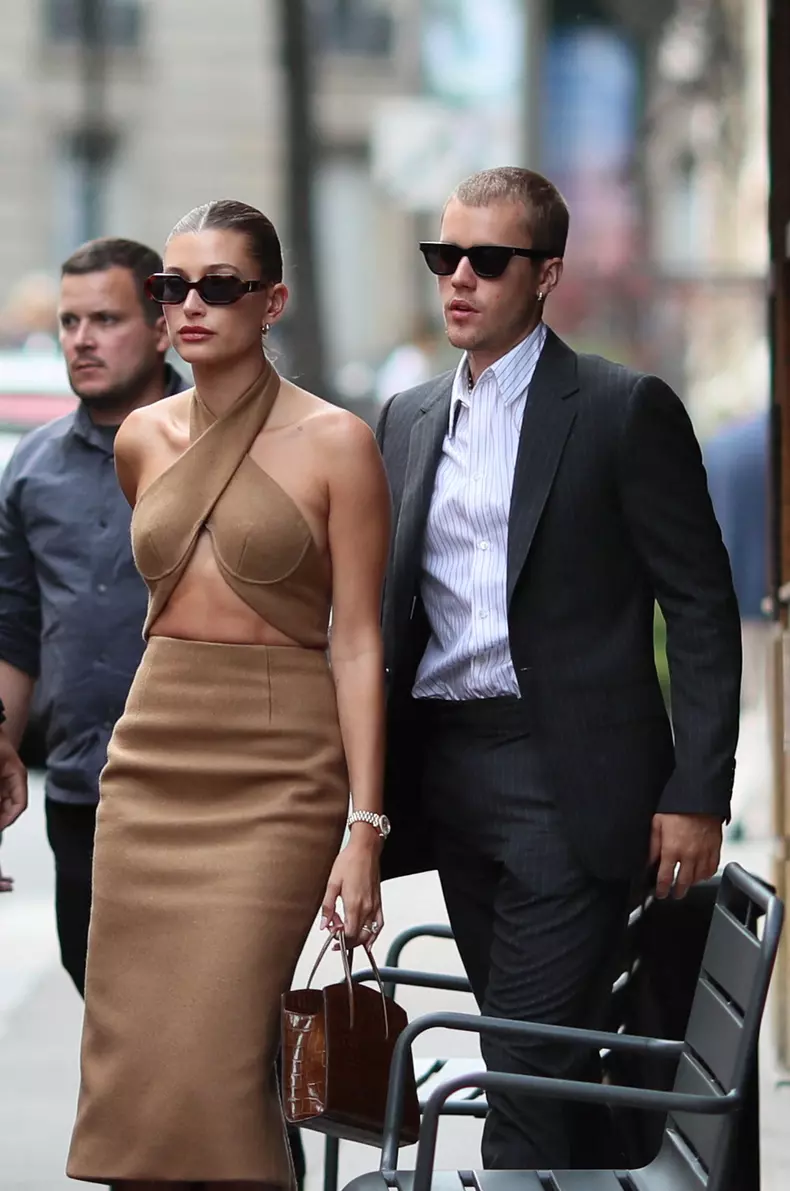 justin bieber si hailey intalnire cu presedintele frantei (2)