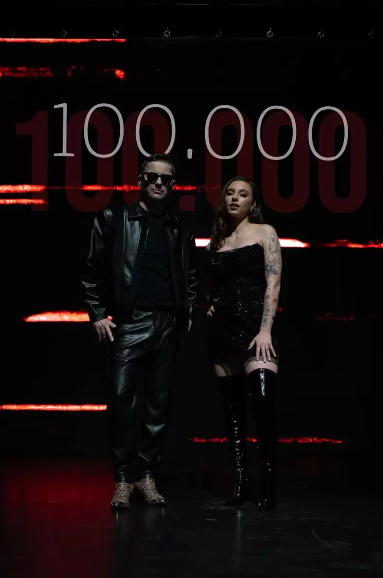 akcent adi sina adrian Toth Abigel (4)