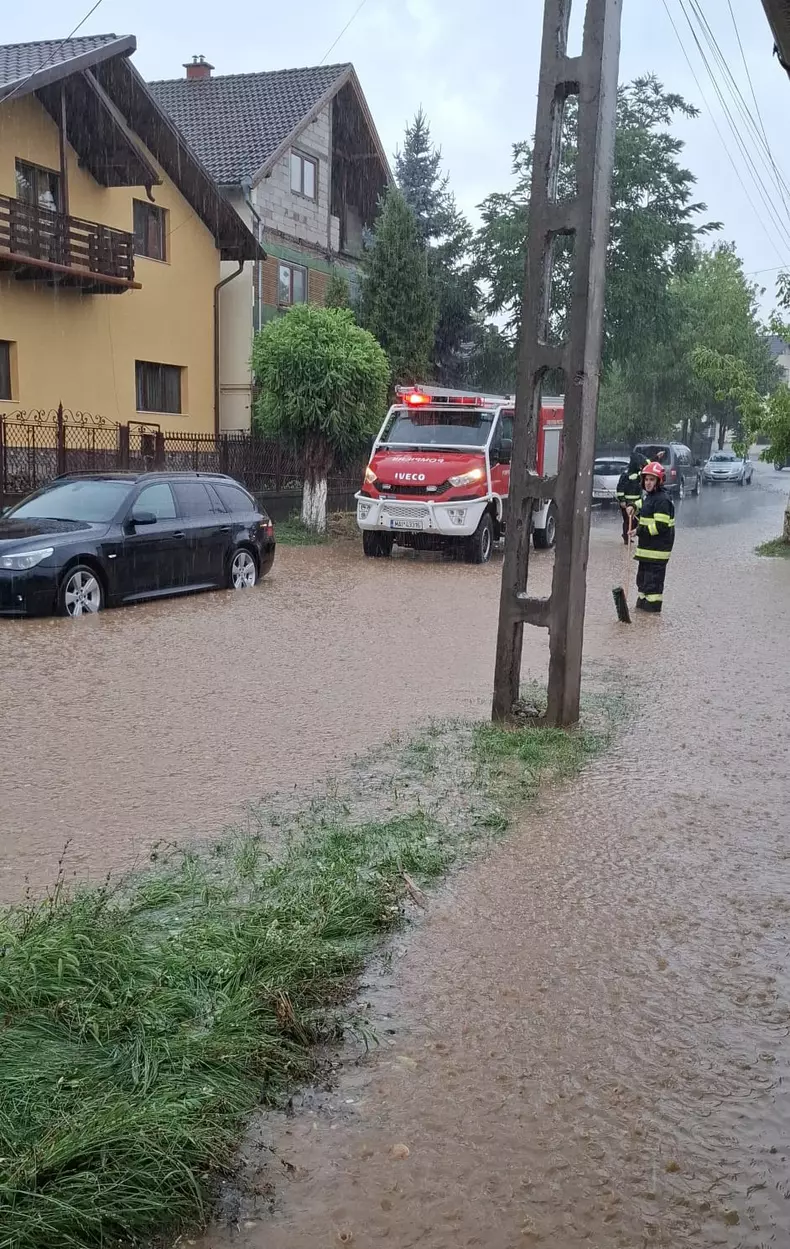 interventie-pompieri-inundatii-furtuna-17 august-2025 (3)
