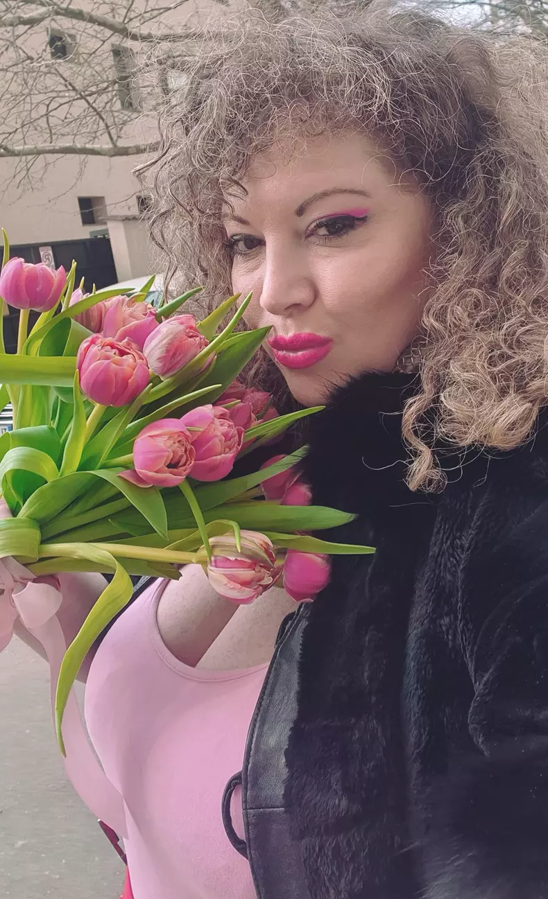 oana-lis-44-de-ani-1