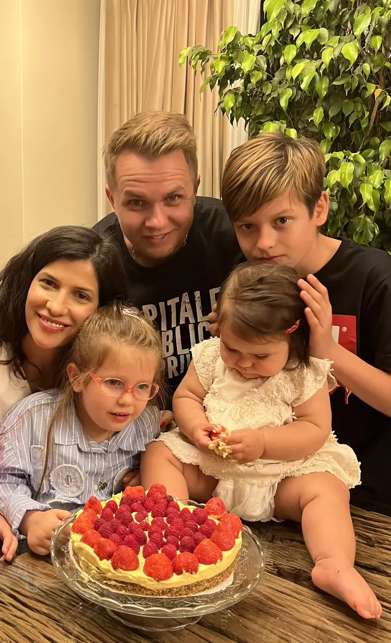 4278216769288777654631387858150546593950363n