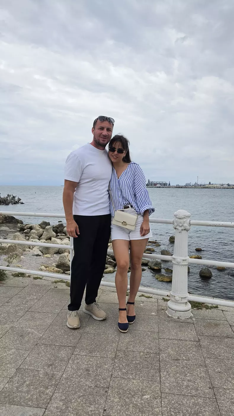 Marian Godina si sotia lui pe litoralul romanesc in concediul de vara (1)