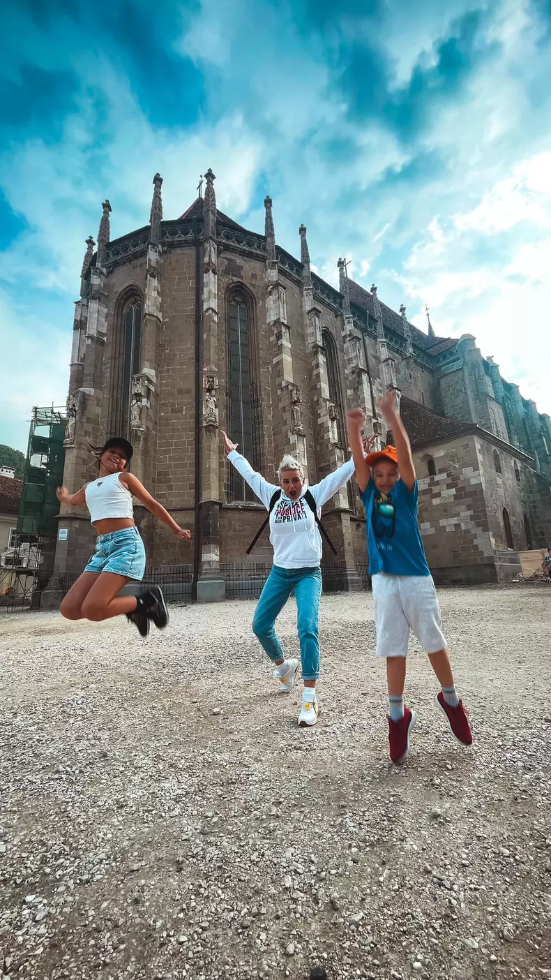 301084728101606267863241016554363947581149350n