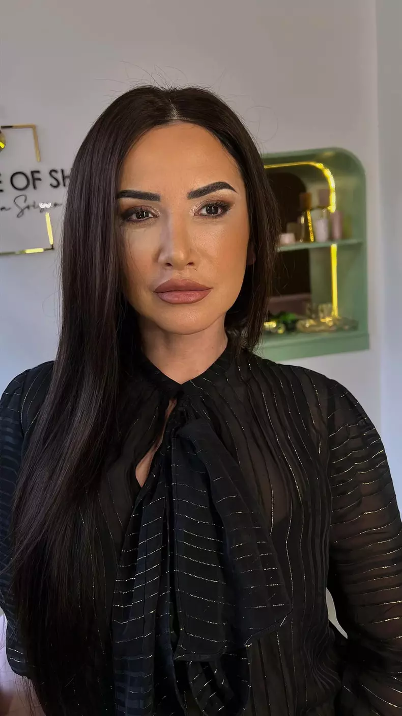 mara-banica-operatie-la-fata-2