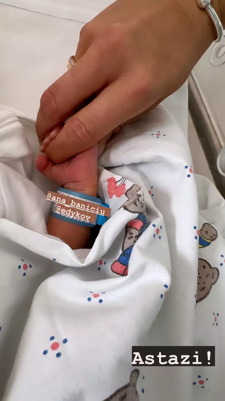 ana-baniciu-are-baietel