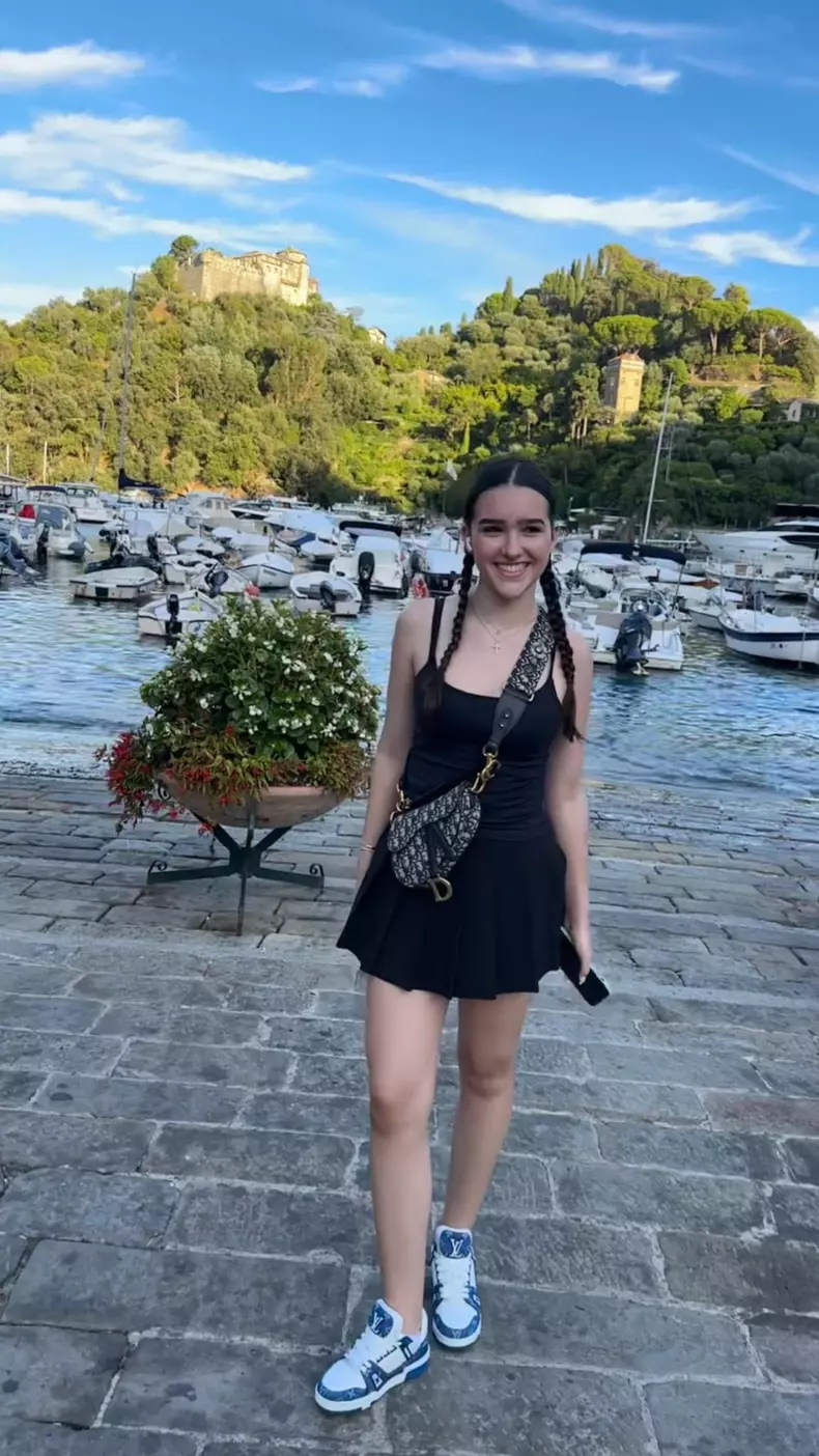 4444556989939754854193062302479294960209308n