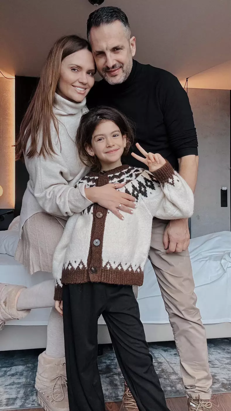 Cristina Șișcanu și Petra (3)