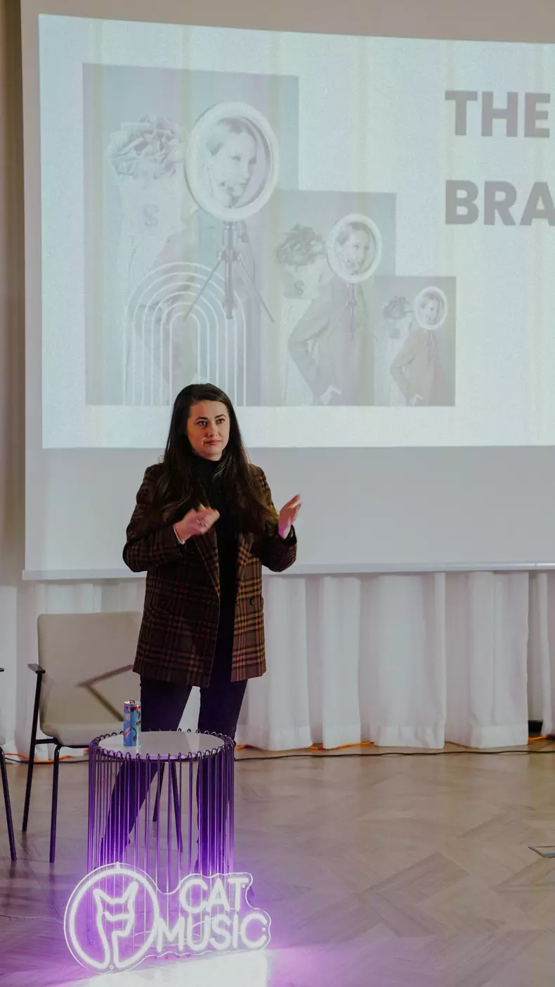 tru the real social retreat cat music (5)